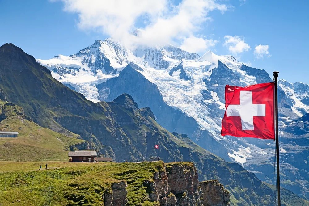 ۳ دانشگاه مهم سوئیس و شرایط