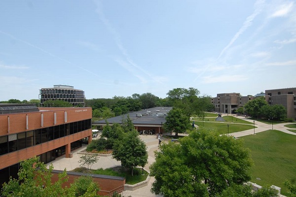 Northeastern Illinois University picture