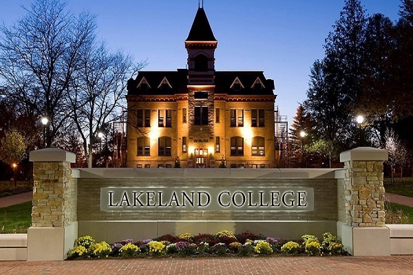 Lakeland College picture
