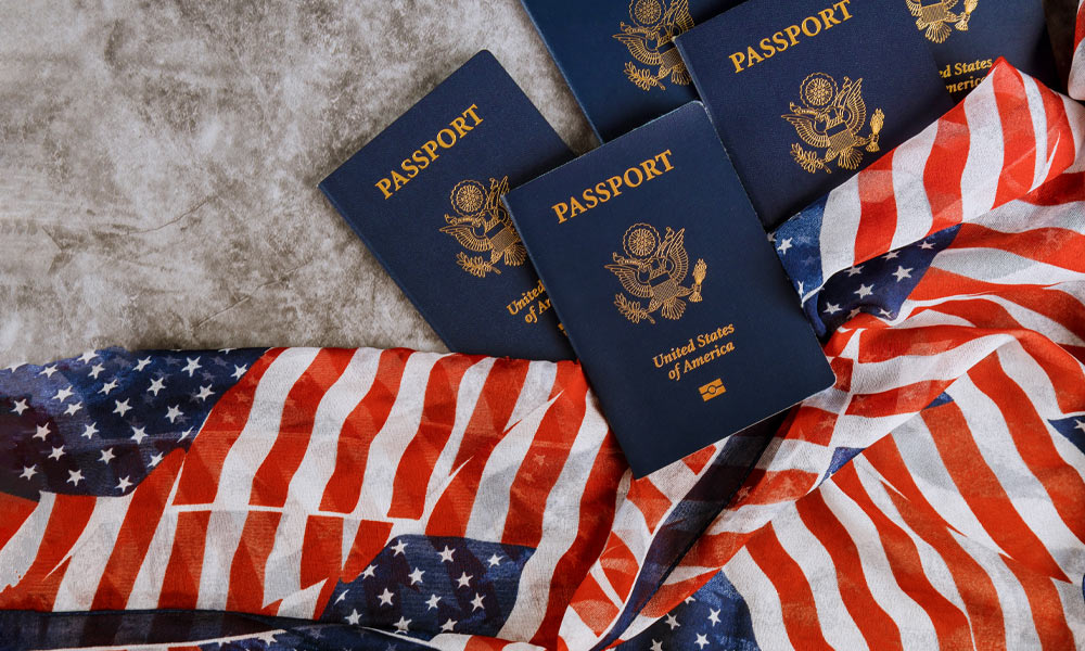 شرایط گرفتن پاسپورت آمریکا 2025