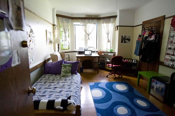 Hostel Room