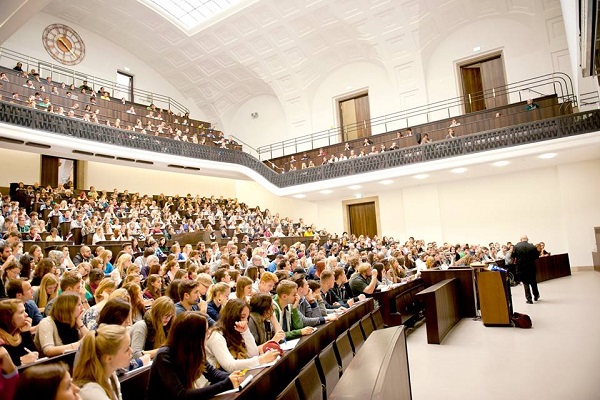 Ludwig Maximilians University Munich picture